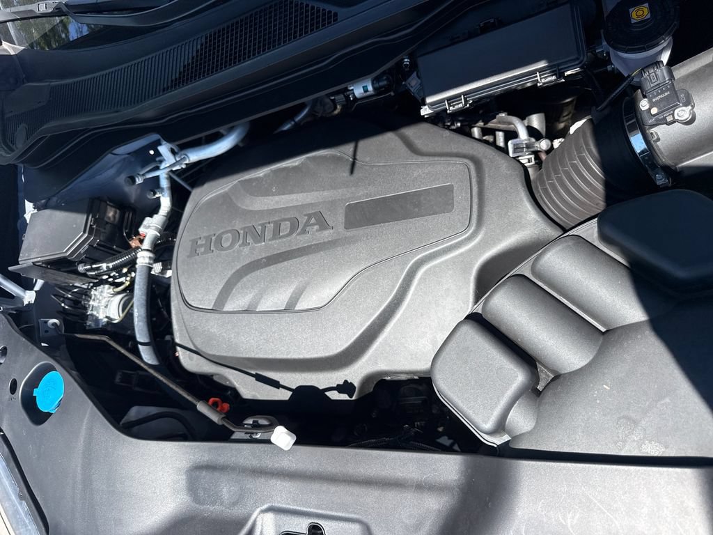 Certified 2025 Honda Ridgeline Sport image 36
