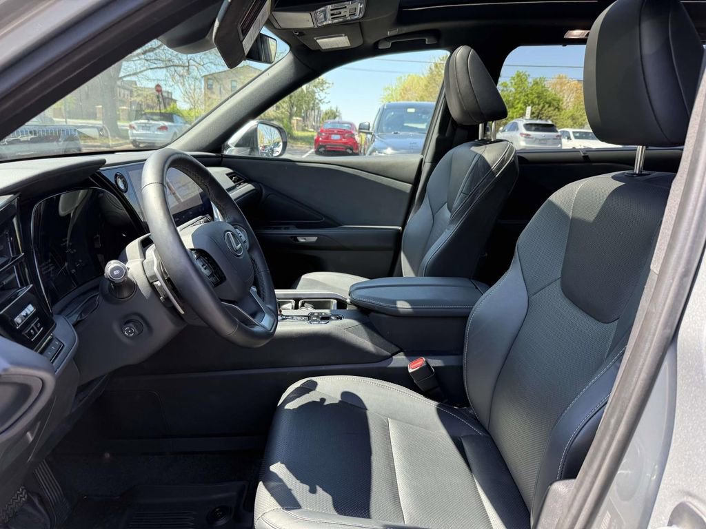 Used 2024 Lexus TX 350 AWD w/ Captains Chair Package image 14