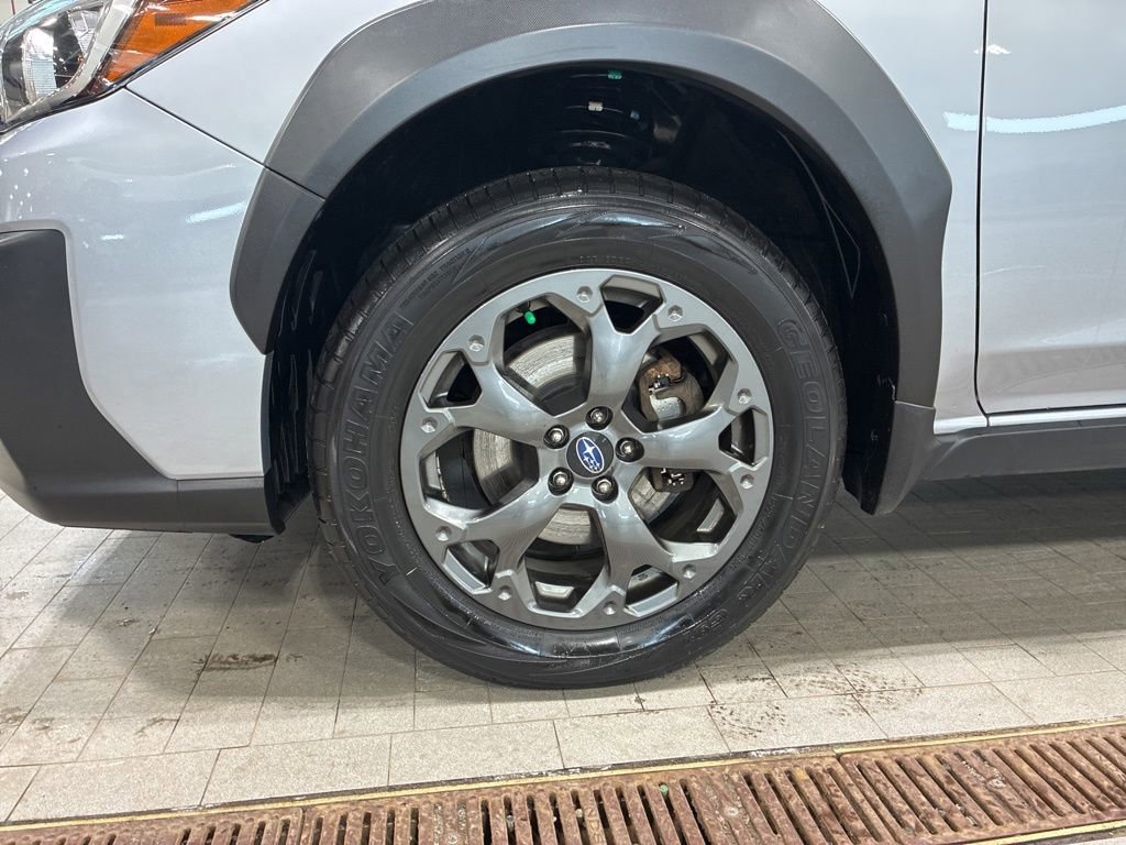 Used 2021 Subaru Crosstrek 2.5i Sport w/ Moonroof Package image 14