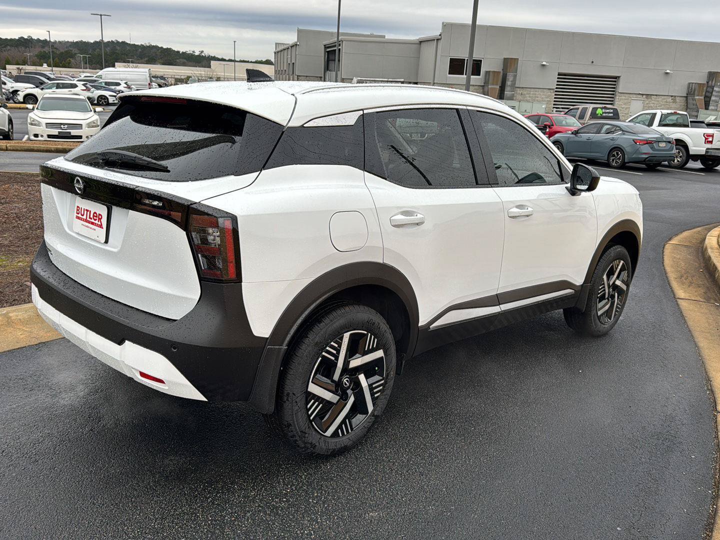 New 2026 Nissan Kicks SV w/ SV Premium Package FWD image 5