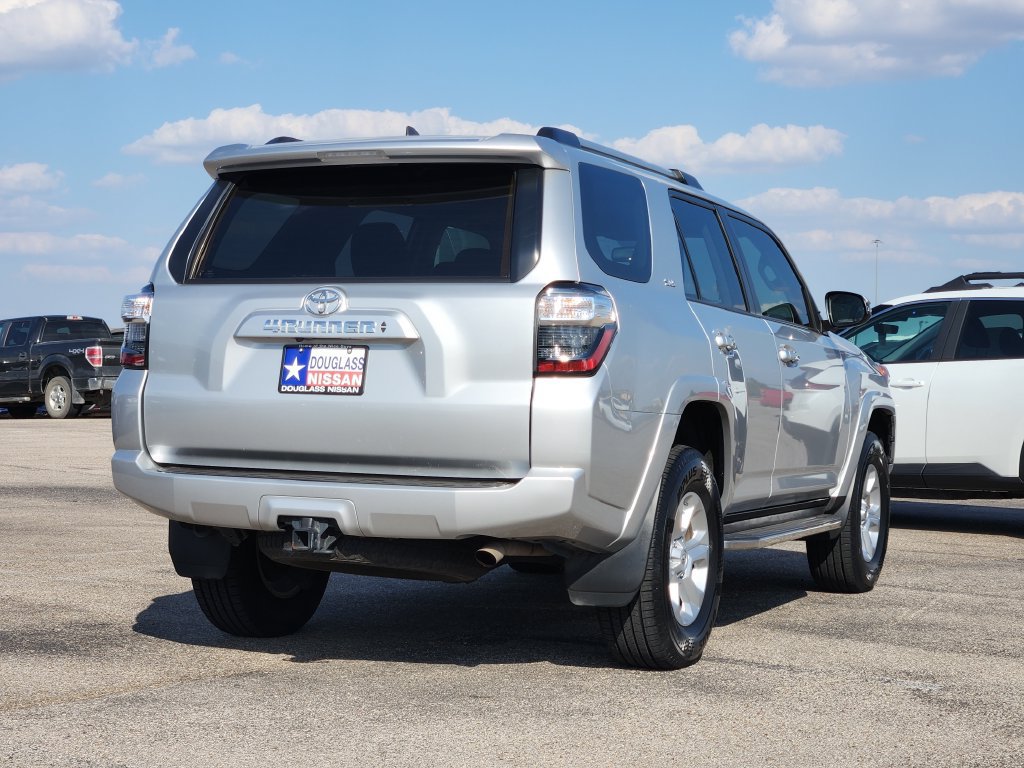Used 2023 Toyota 4Runner SR5 Premium w/ Moonroof Package AWD/4WD image 3
