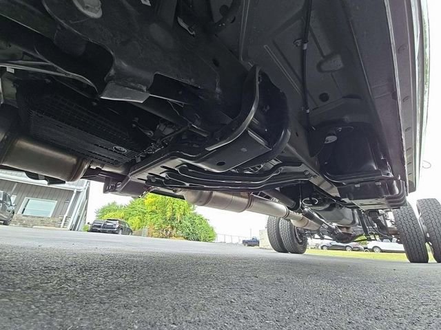 Used 2025 RAM 5500 4x4 Crew Cab image 6