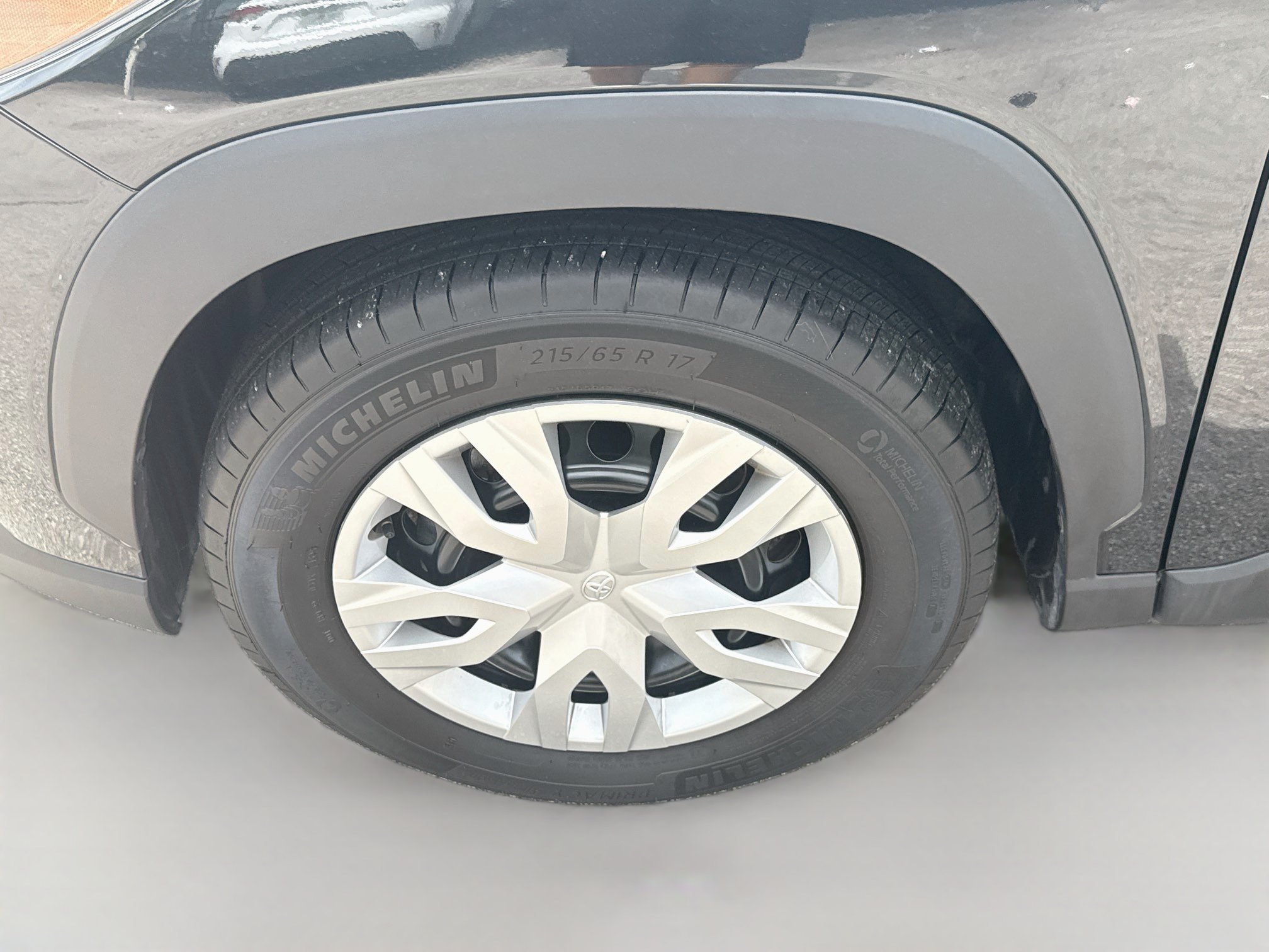 Used 2026 Toyota Corolla Cross L FWD image 34