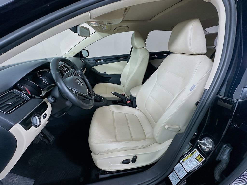 Used 2017 Volkswagen Jetta SEL FWD image 21