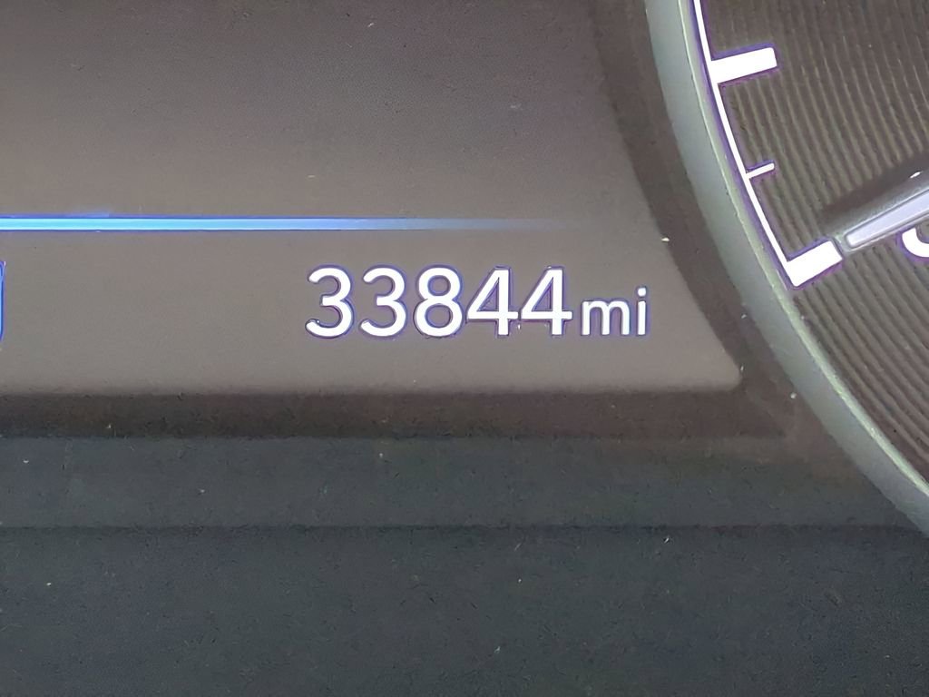 Used 2022 Genesis G90 5.0 Ultimate image 28