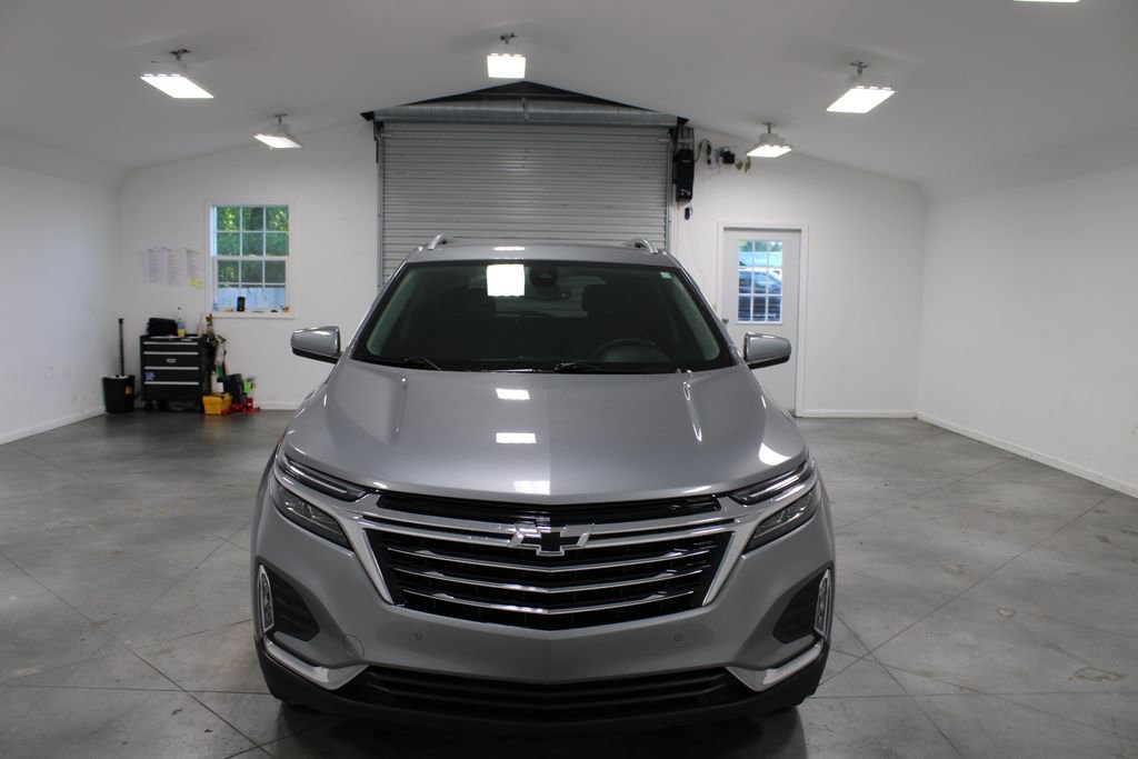 Used 2023 Chevrolet Equinox Premier FWD image 3