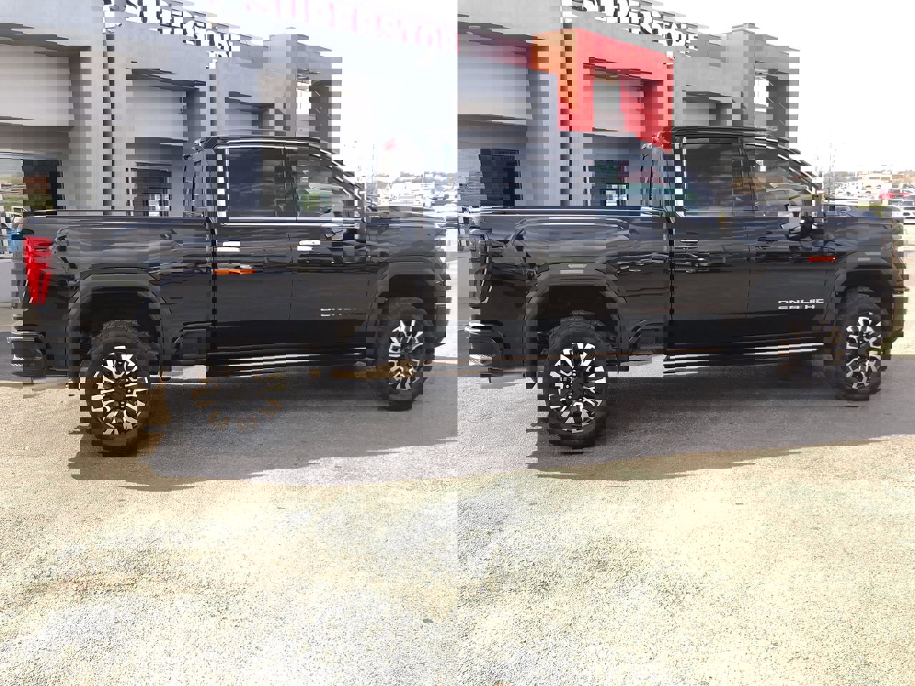 Used 2025 GMC Sierra 2500 Denali Ultimate image 14