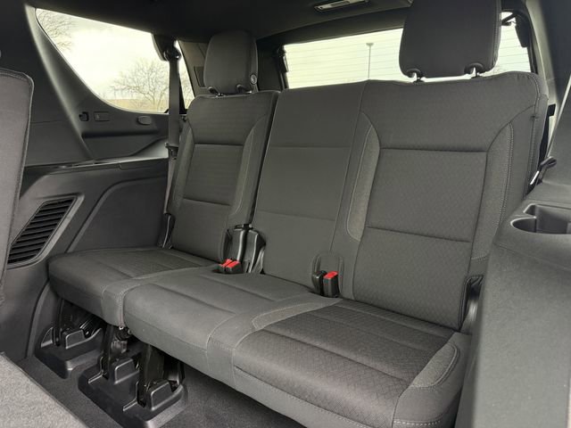 Used 2025 Chevrolet Tahoe LS image 27