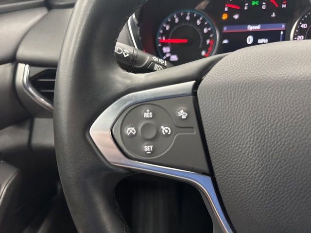 Used 2023 Chevrolet Traverse LT FWD image 11
