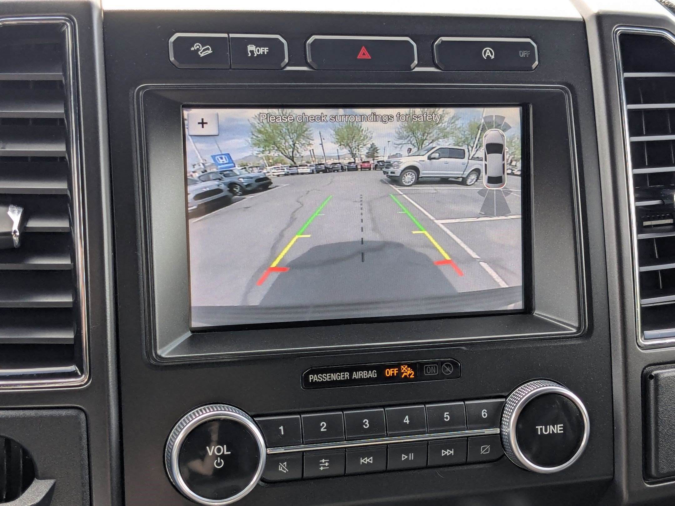 Used 2019 Ford Expedition Max Limited AWD/4WD image 25