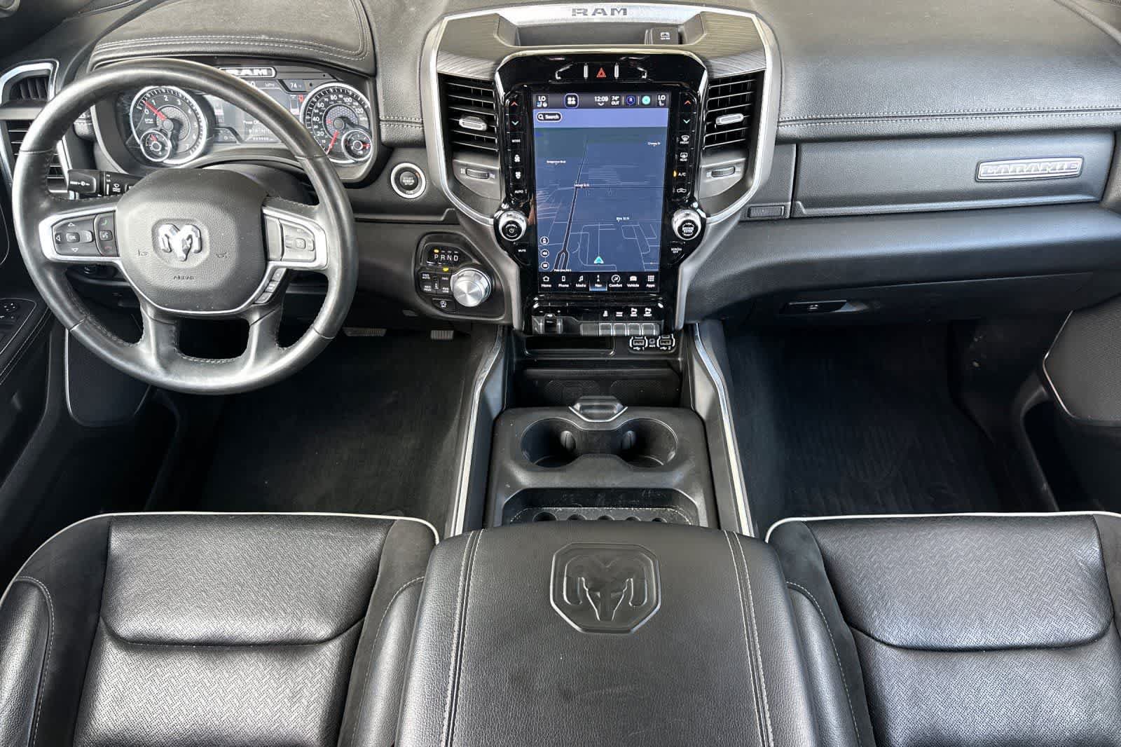 Used 2023 RAM 1500 Laramie AWD/4WD image 3