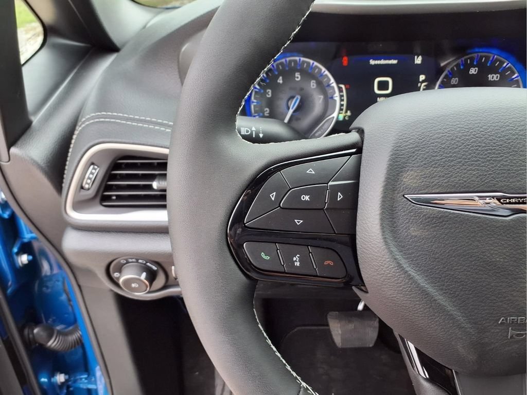 New 2026 Chrysler Pacifica Select w/ S Appearance Package FWD image 22
