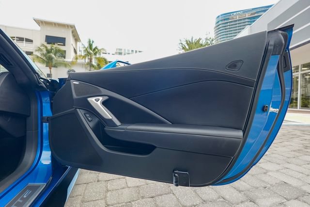 Used 2016 Chevrolet Corvette Z06 w/ 3LZ Preferred Equipment Group RWD image 88