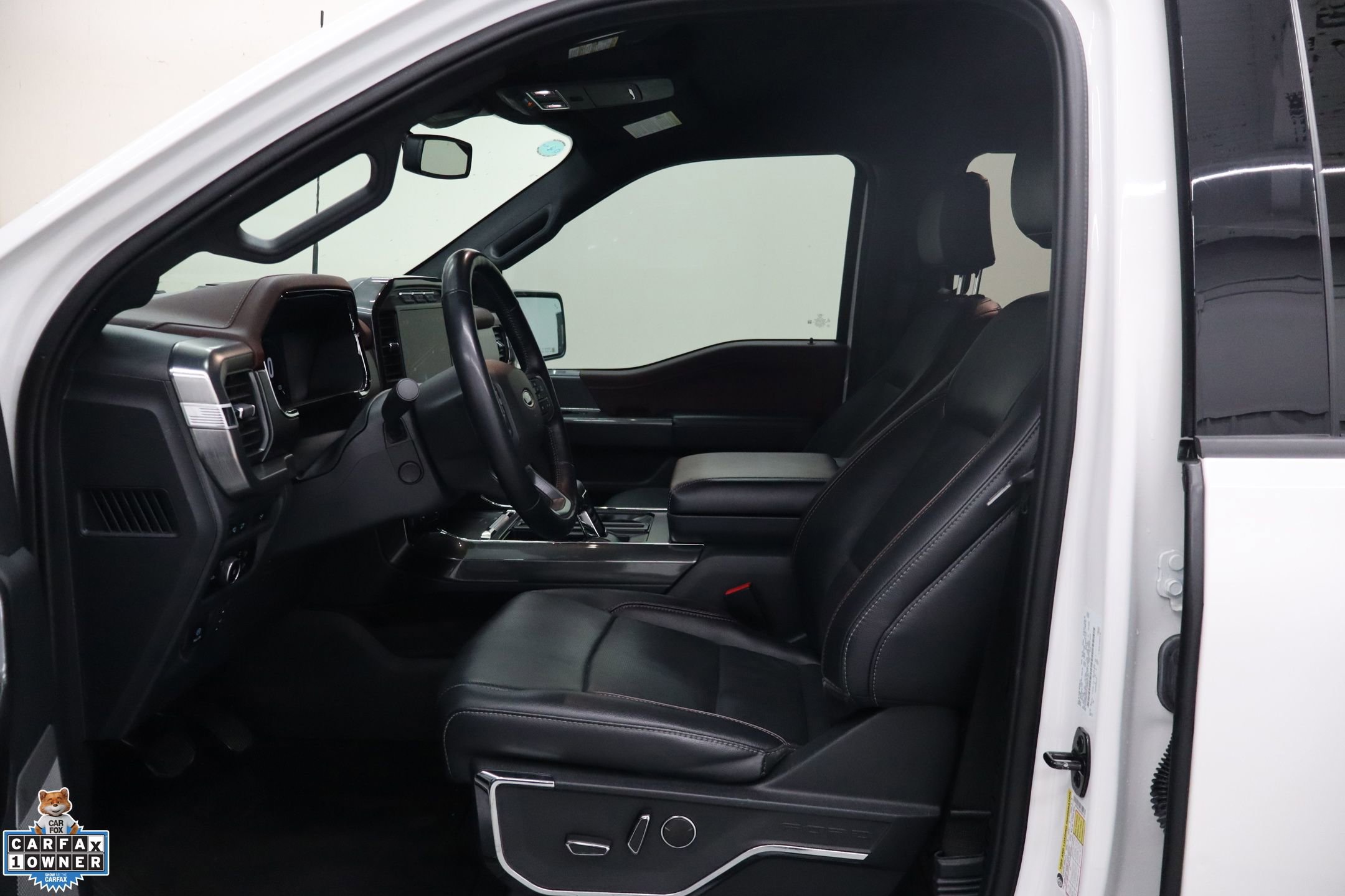Used 2023 Ford F150 Lariat w/ Equipment Group 502A High AWD/4WD image 23