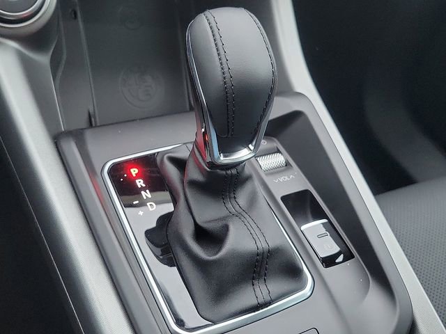 New 2024 Alfa Romeo Tonale Ti w/ Premium Interior Package image 9