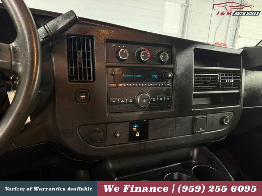 Used 2018 Chevrolet Express 2500 w/ Driver Convenience Package RWD image 18