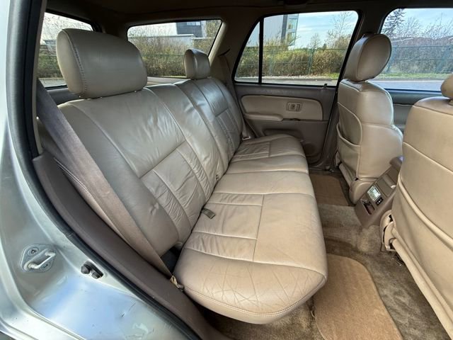 Used 1999 Toyota 4Runner Limited image 17