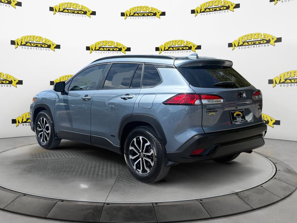 Used 2024 Toyota Corolla Cross SE image 3