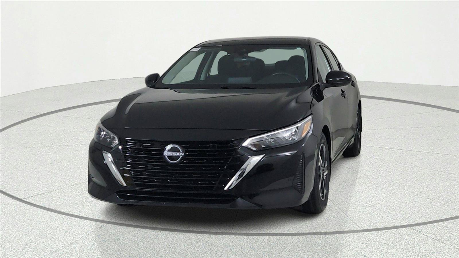 Used 2024 Nissan Sentra SV FWD image 2