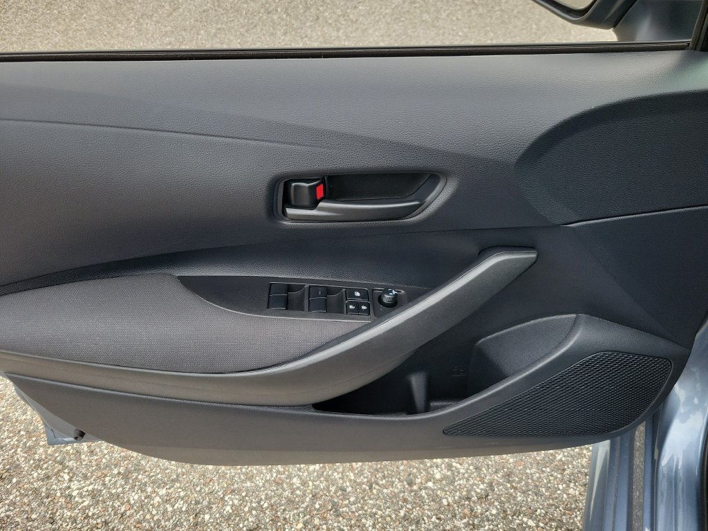 Used 2026 Toyota Corolla LE FWD image 13