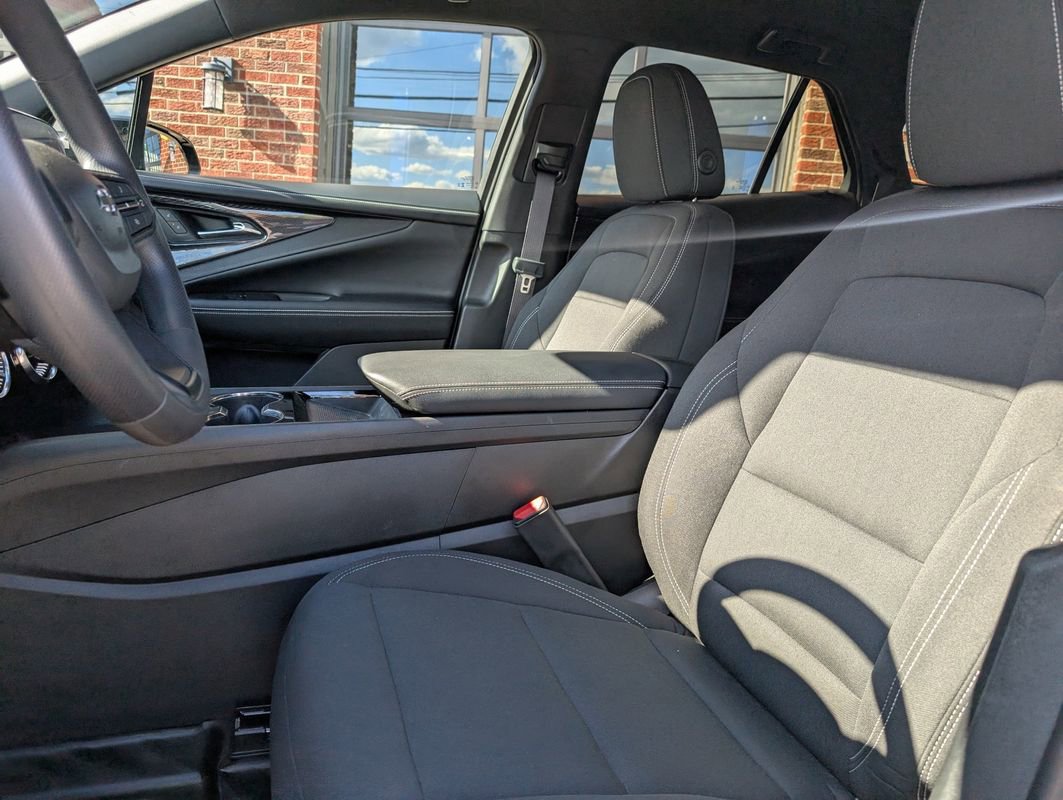 Used 2024 Chevrolet Blazer EV AWD Police image 19