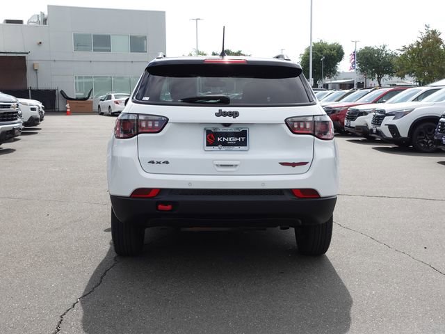 Used 2024 Jeep Compass Trailhawk AWD/4WD image 7