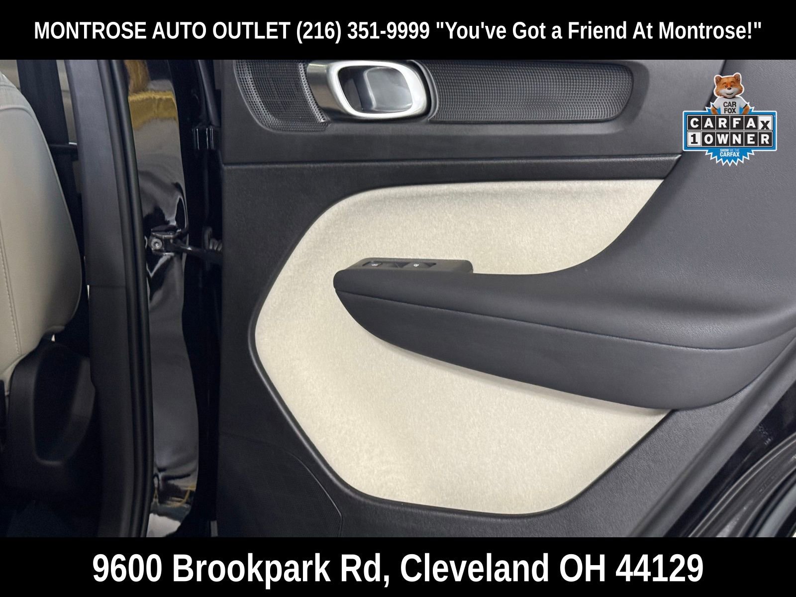 Used 2023 Volvo XC40 B5 Plus w/ Driver Assist Package image 43