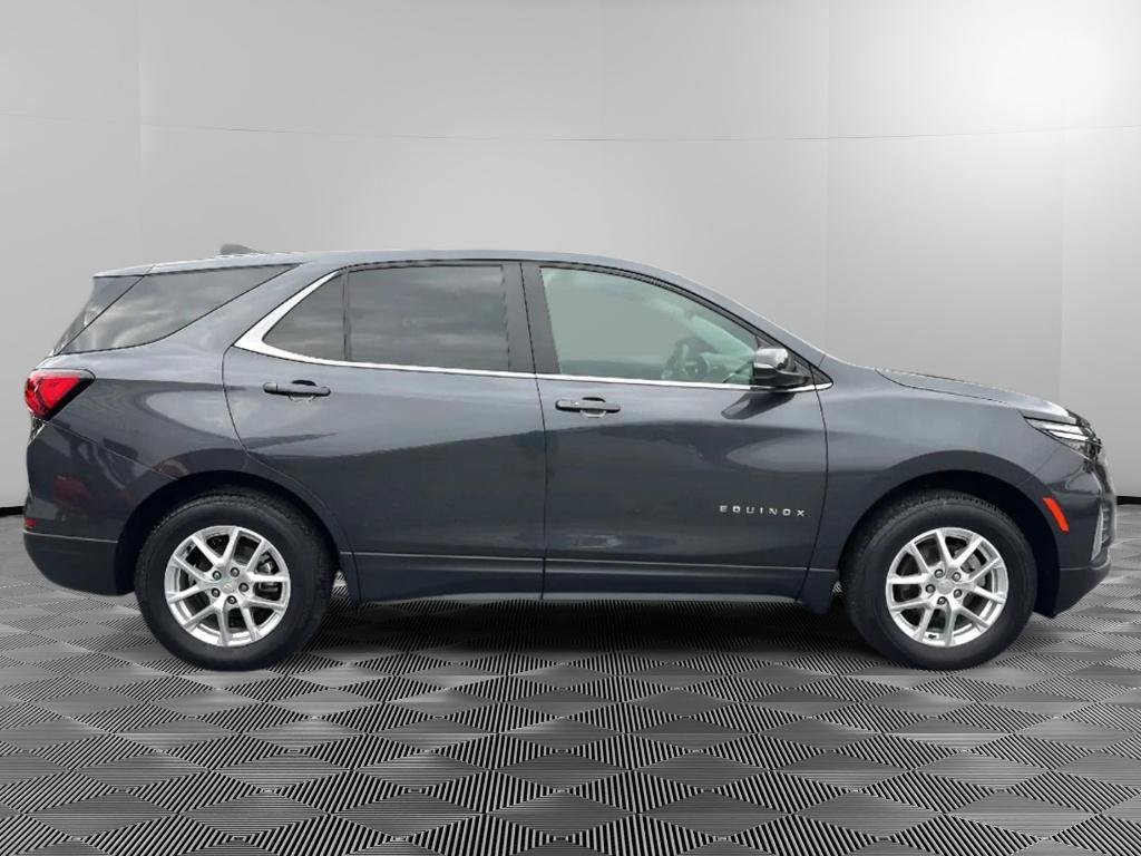 Used 2023 Chevrolet Equinox LT AWD/4WD image 6