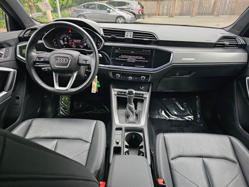Used 2025 Audi Q3 2.0T Premium AWD/4WD image 21