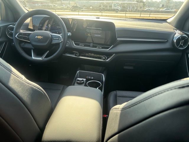 New 2026 Chevrolet Equinox LT w/ Convenience Package II image 18