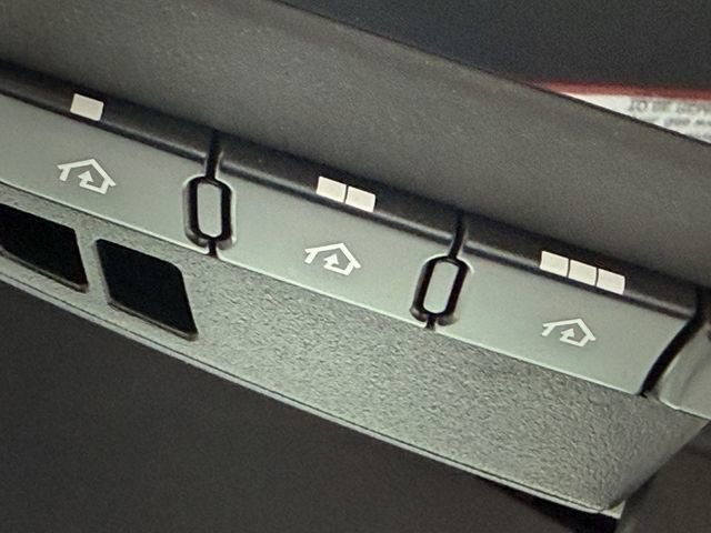 Certified 2021 Toyota Sienna Platinum image 26