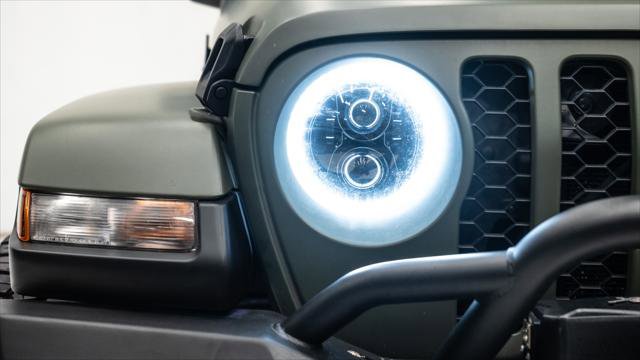 Used 2022 Jeep Wrangler Unlimited Sahara image 40