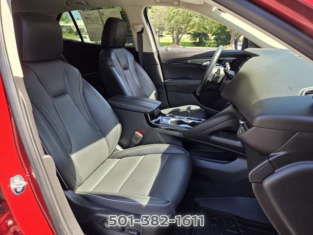Used 2021 Buick Envision Essence w/ Sport Touring Package FWD image 17