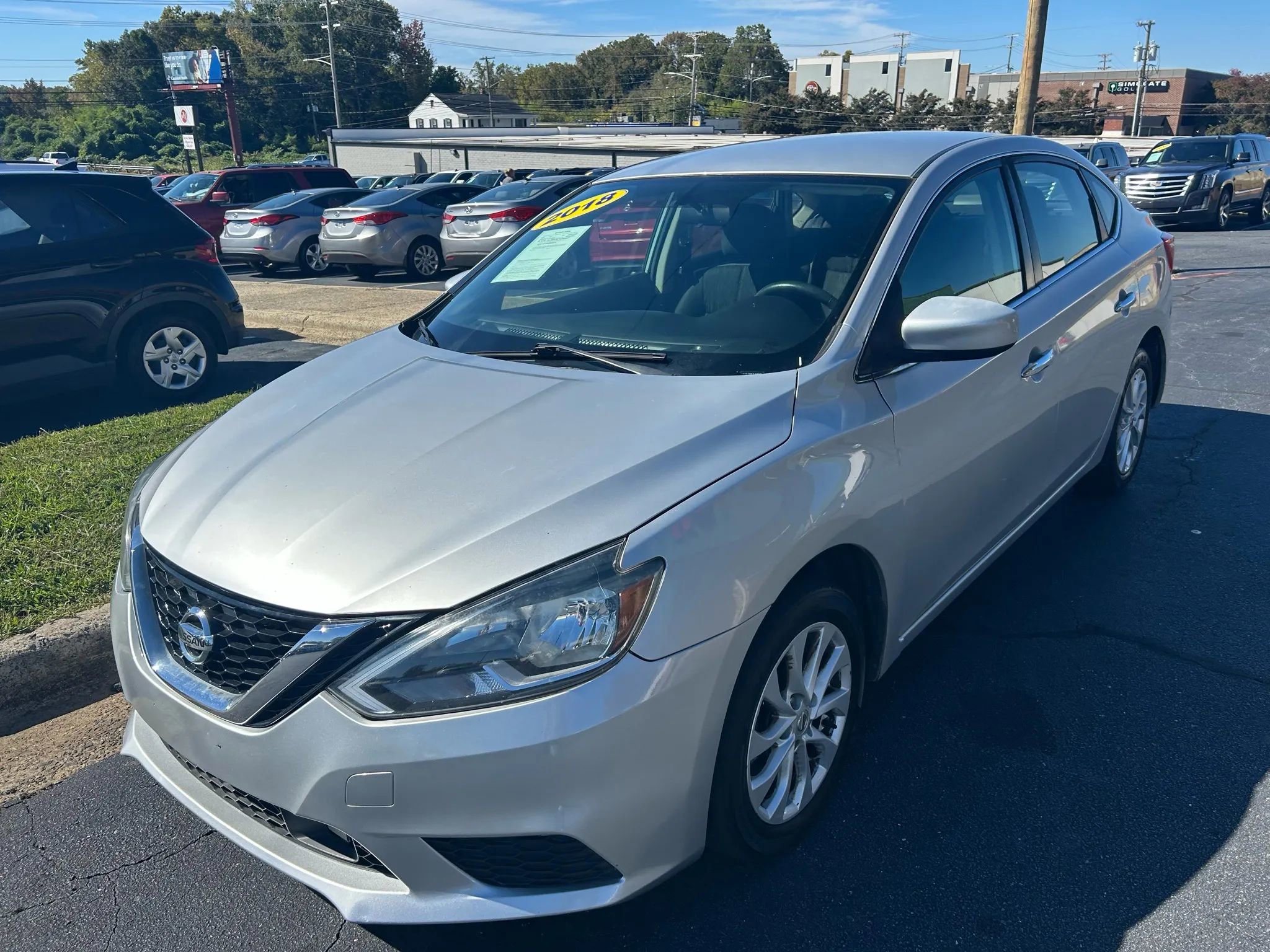 Used 2018 Nissan Sentra SV image 3