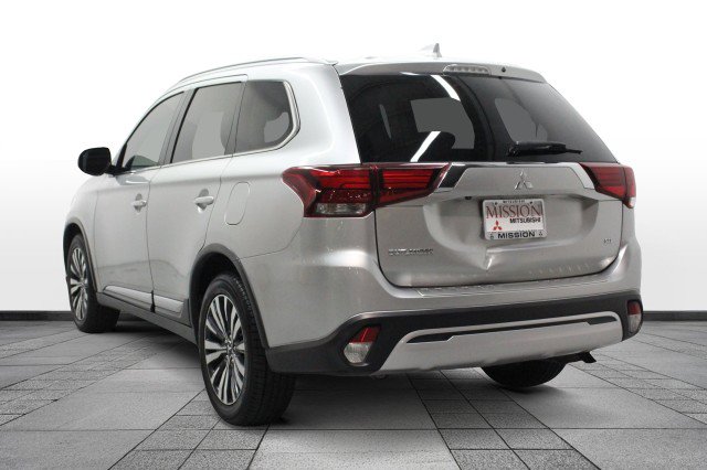 Used 2020 Mitsubishi Outlander SE image 5