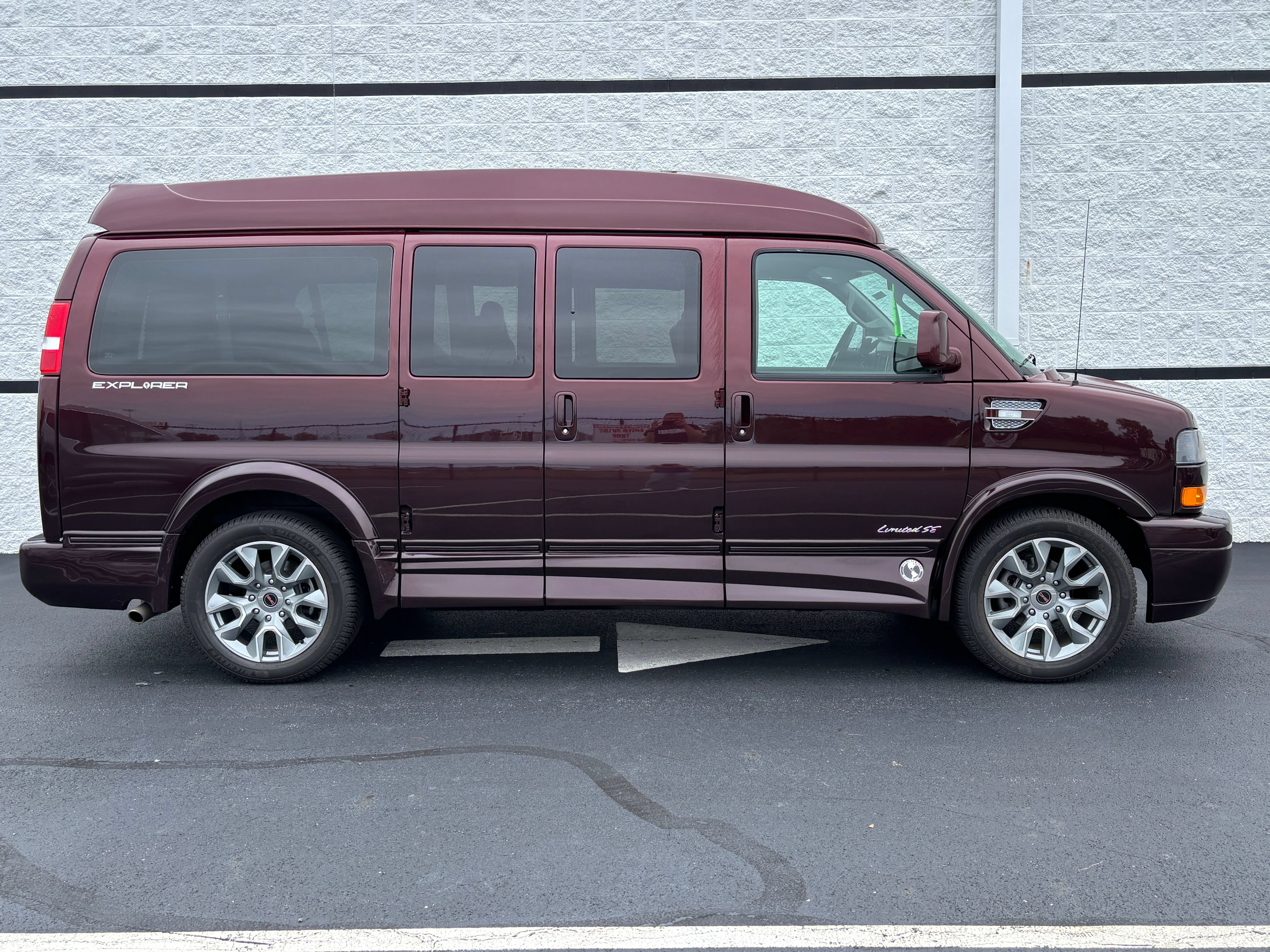 New 2026 GMC Savana 2500 w/ Driver Convenience Package RWD image 6