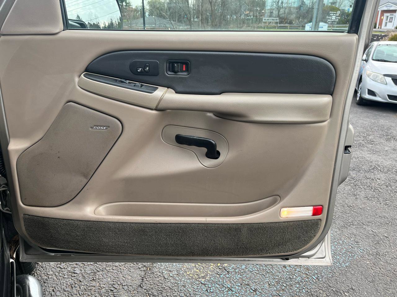 Used 2003 Chevrolet Avalanche 2WD image 29