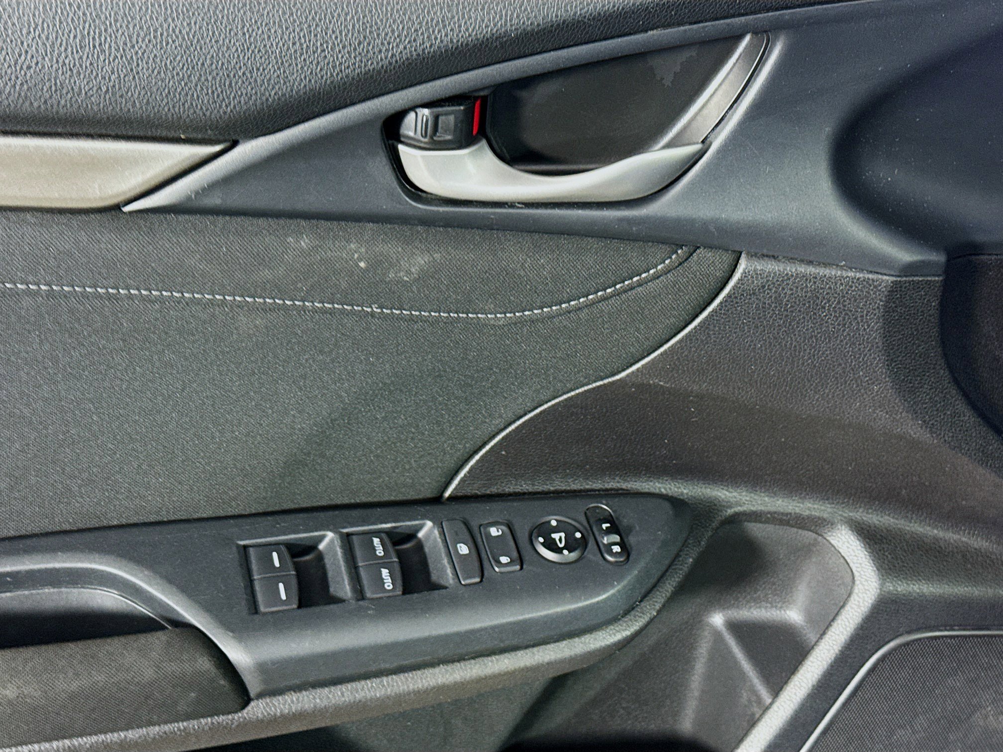 Used 2021 Honda Civic EX image 24