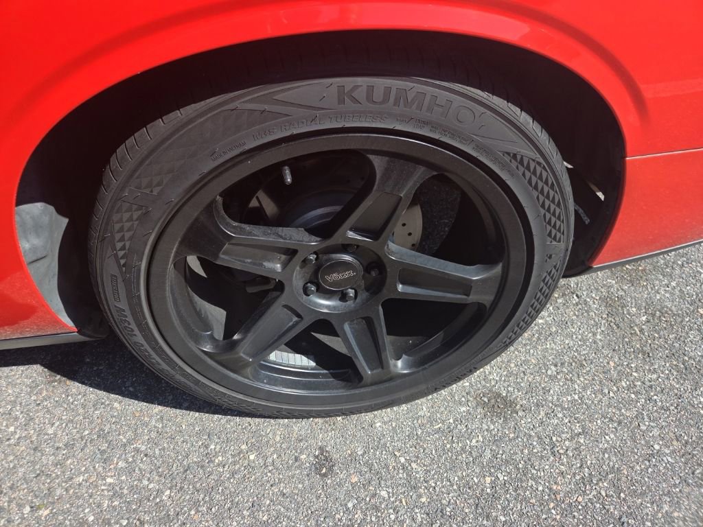 Used 2018 Dodge Challenger SXT RWD image 16