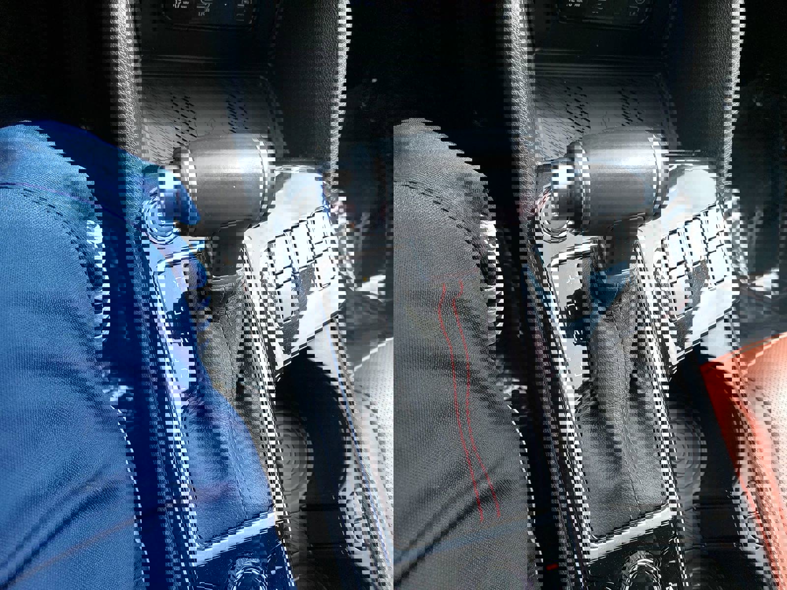 Used 2024 Kia Sportage SX image 23