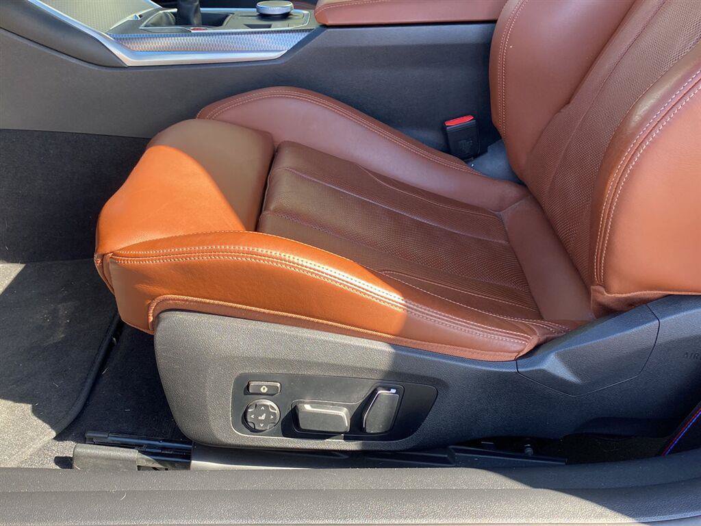 Used 2024 BMW M4 Coupe w/ Executive Package RWD image 10