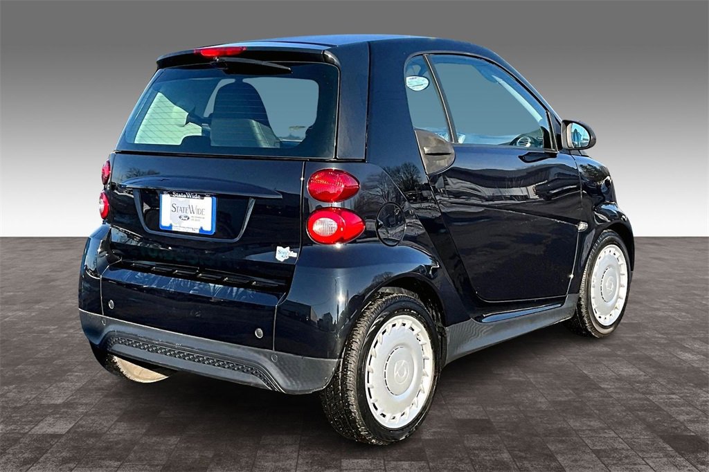 Used 2013 smart fortwo pure image 28