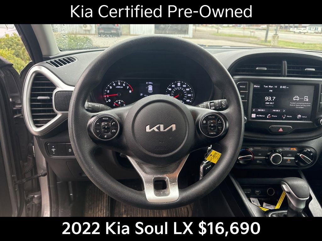 Certified 2022 Kia Soul LX image 11