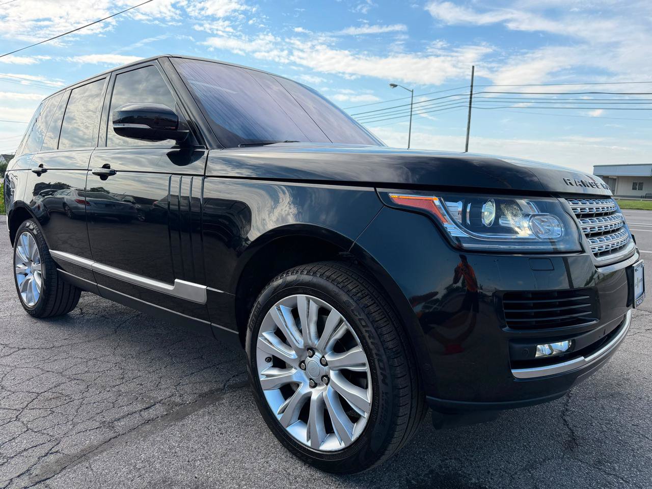 Used 2016 Land Rover Range Rover Supercharged AWD/4WD image 13