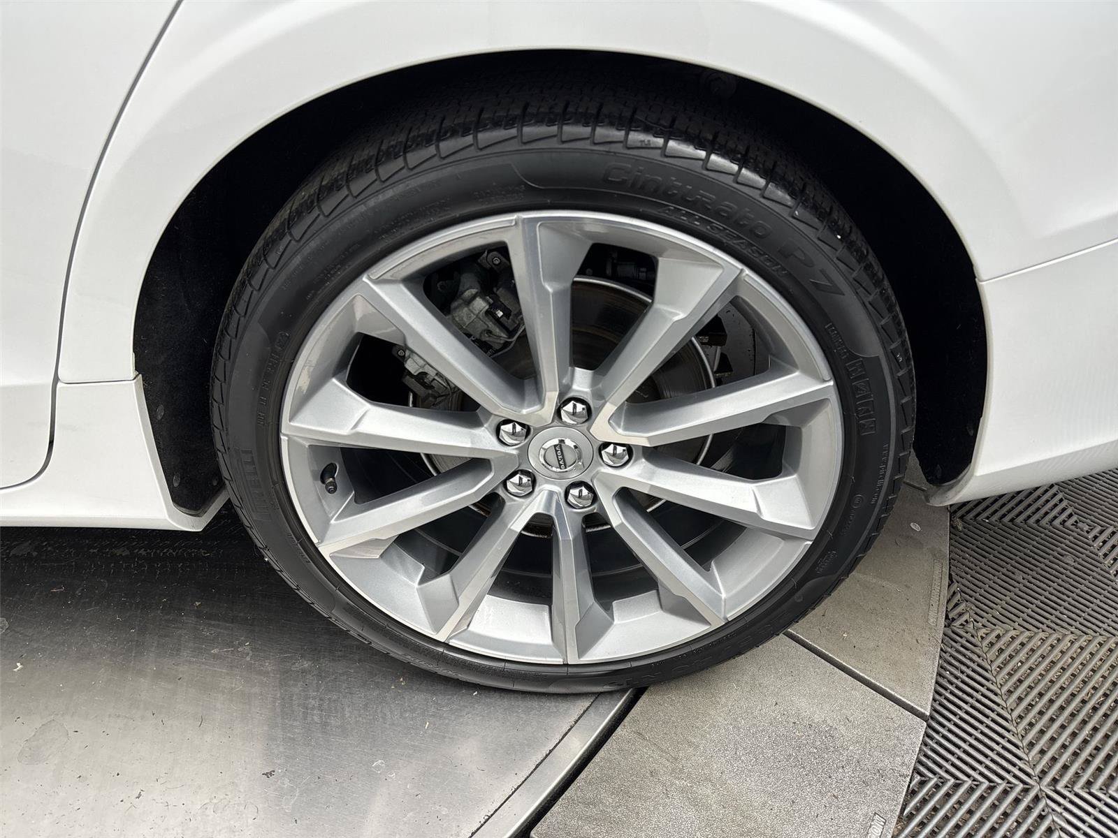 Used 2020 Volvo S60 T5 Momentum FWD image 27