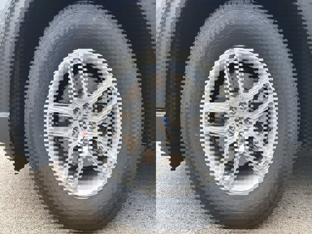 New 2026 Ford Explorer Active image 9