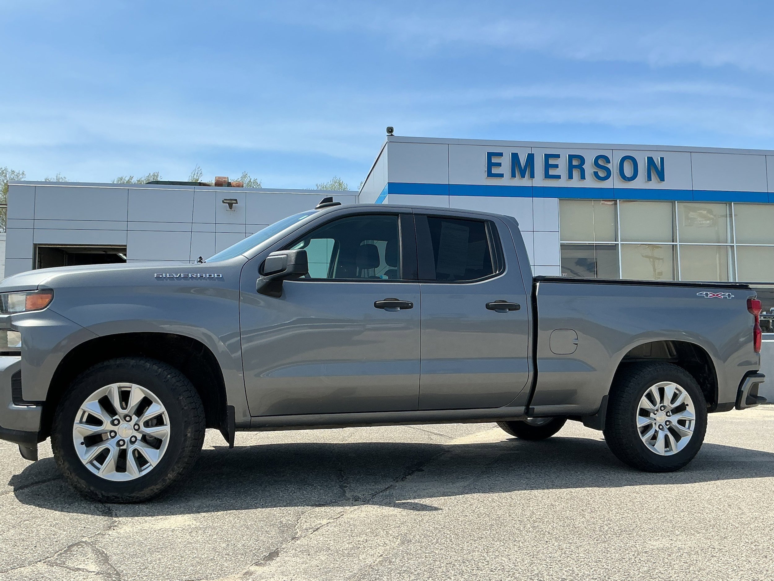 Certified 2021 Chevrolet Silverado 1500 Custom AWD/4WD image 3