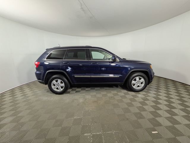 Used 2012 Jeep Grand Cherokee Laredo w/ Laredo E Group image 28