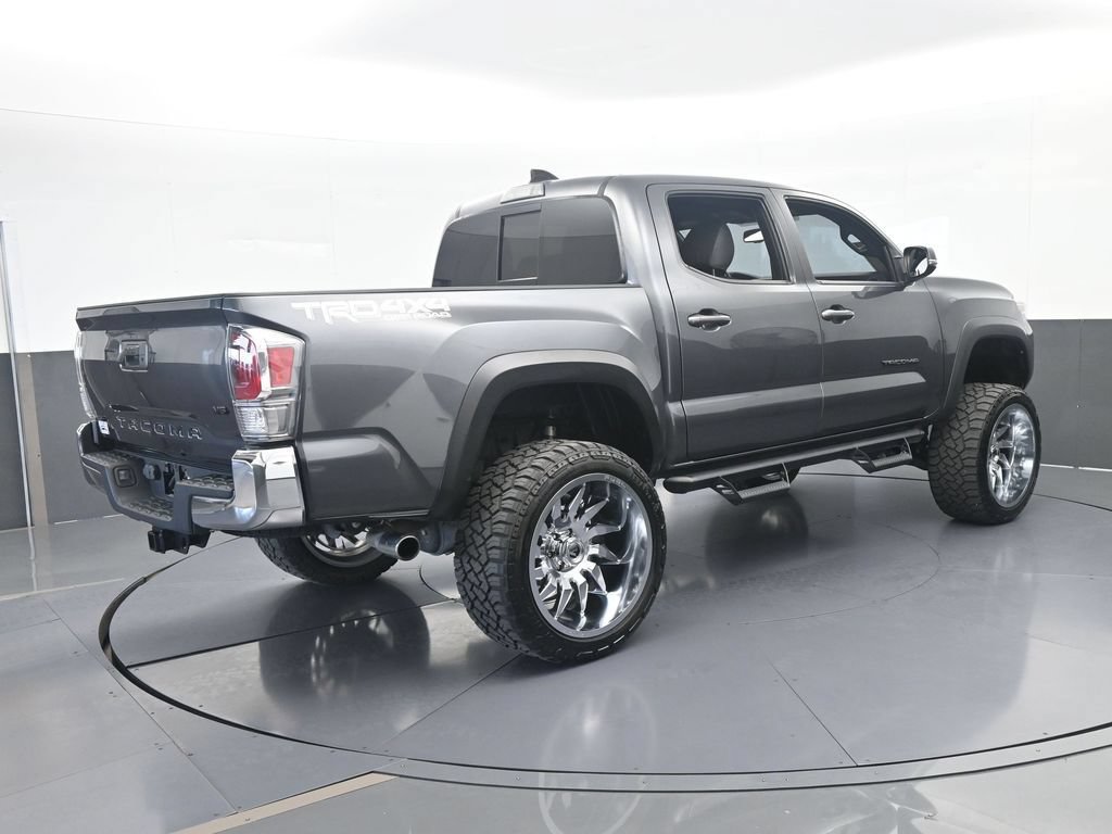 Used 2022 Toyota Tacoma TRD Off-Road AWD/4WD image 6