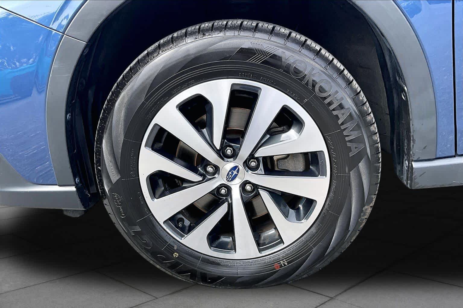 Used 2020 Subaru Outback Premium w/ Popular Package #1 AWD/4WD image 11
